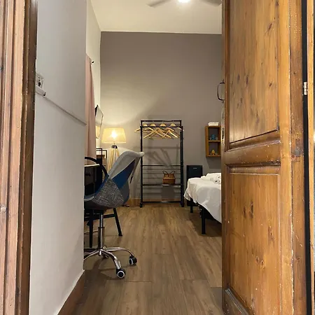 Apartment D'ajroldi Via Mastrangelo 31