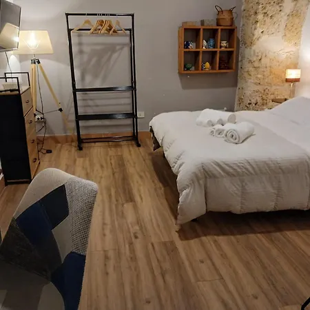 Apartment D'ajroldi Via Mastrangelo 31